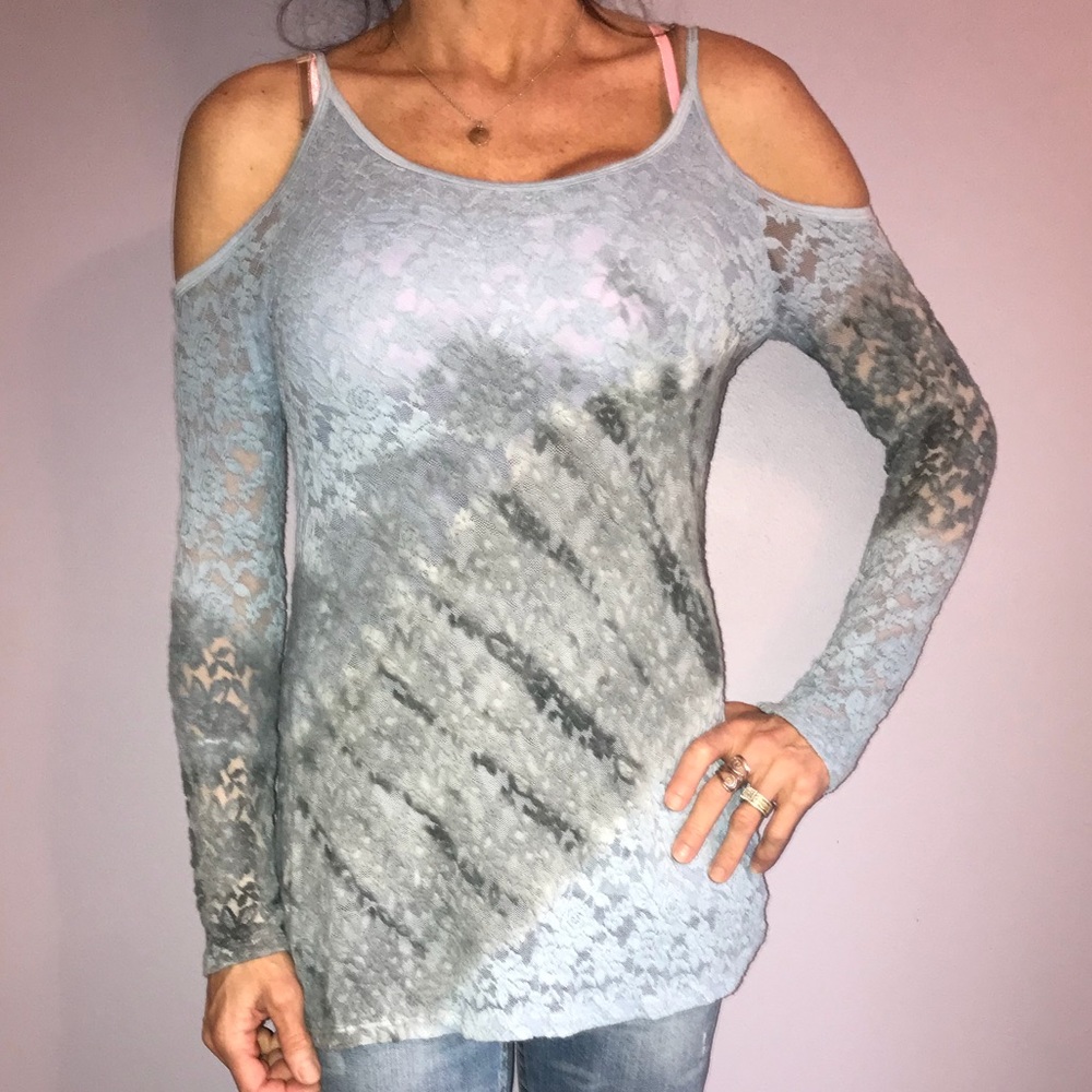NWT Lace overlay blue ombré Tie-dye top